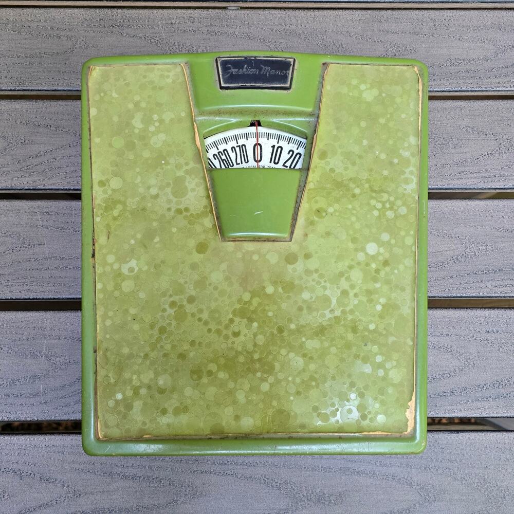 Fashion Manor Scale Vintage Avocado Green Analog Dial Bathroom Scales